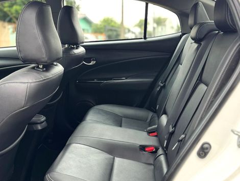 Toyota YARIS XLS Connect Sed. 1.5 Flex 16V Aut.