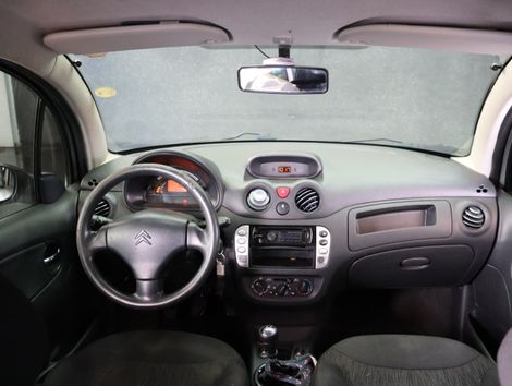 Citroën C3 GLX 1.4/ GLX Sonora 1.4 Flex 8V 5p