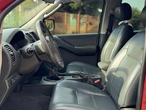 Nissan Frontier XE  CD 4x4 2.5 TB Diesel