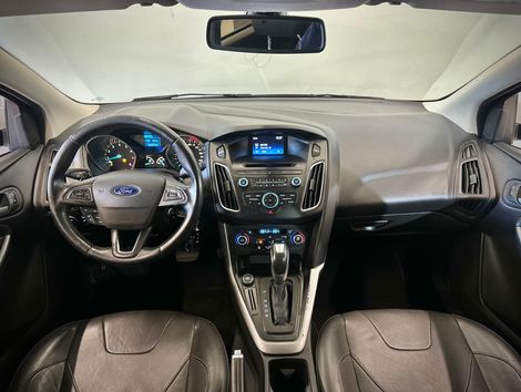 Ford Focus 2.0 16V/SE/SE Plus Flex 5p Aut.