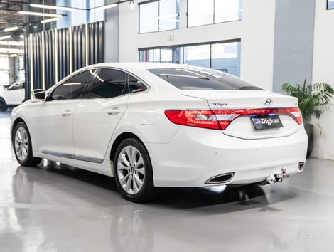 Hyundai AZERA 3.0 V6 24V 4p Aut.