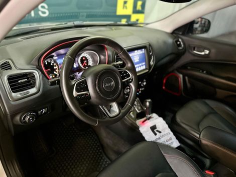 Jeep COMPASS TRAILHAWK 2.0 4x4 Dies. 16V Aut.
