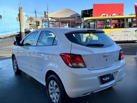 Chevrolet ONIX HATCH LT 1.0 8V FlexPower 5p Mec.