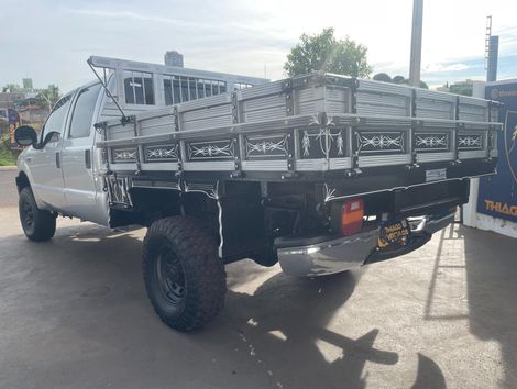 Ford F-250 XLT 3.9 4x4 CD TB Diesel