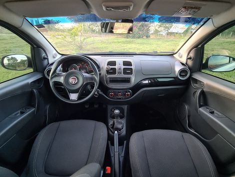 Fiat Grand Siena ATTRACTIVE 1.0 Flex 8V 4p