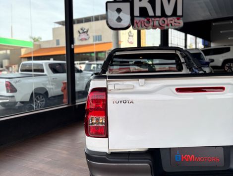 Toyota Hilux CS 4x4 2.8 TDI Diesel Mec.