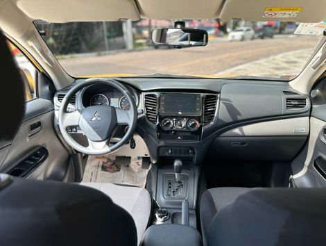 Mitsubishi L200 Triton Savana GLS 2.4 4x4 Die. Aut.