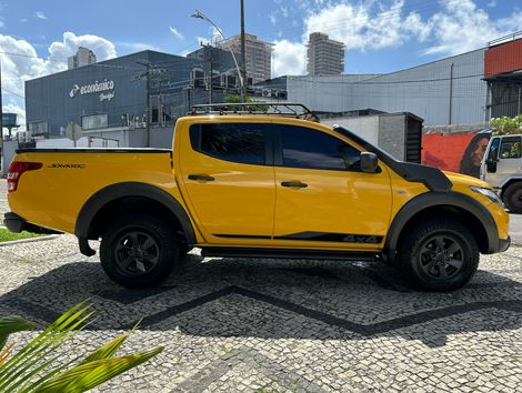 Mitsubishi L200 Triton Savana GLS 2.4 4x4 Die. Aut.