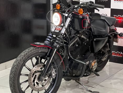 Harley XL 883N IRON