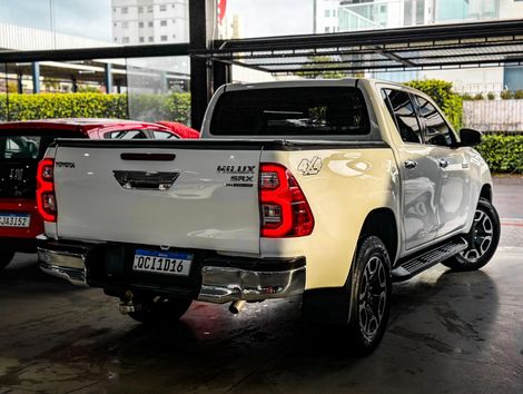 Toyota Hilux CD SRX 4x4 2.8 TDI 16V Diesel Aut.