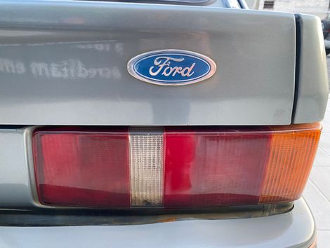 Ford Escort Hobby 1.0