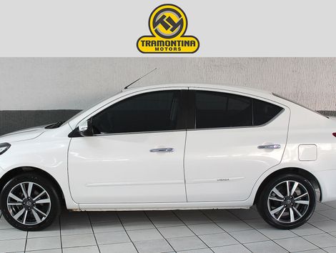 Nissan VERSA SL 1.6 16V FlexStart 4p Aut.