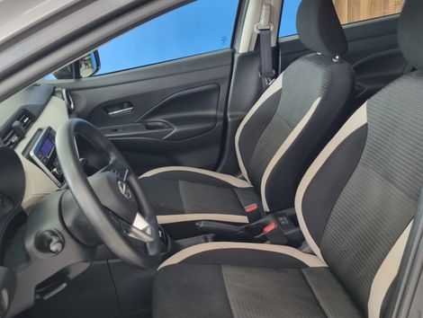 Nissan VERSA Sense 1.6 16V Flex Aut.