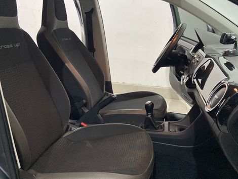 VolksWagen up! cross 1.0 TSI Total Flex 12V 5p