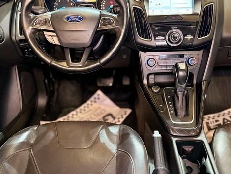 Ford Focus Fastback TIT./T.PLUS 2.0 Flex Aut.