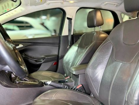 Ford Focus Fastback TIT./T.PLUS 2.0 Flex Aut.