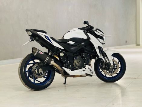 SUZUKI GSX-S 750