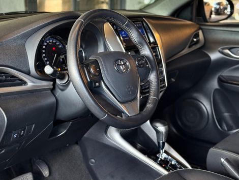 Toyota YARIS XS Connect 1.5 Flex 16V 5p Aut.