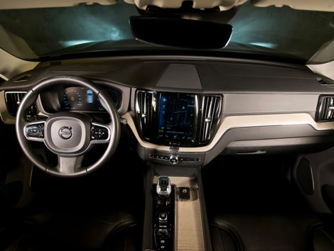 Volvo XC 60 T-8 HÍBRIDO INSCRIPTION 2.0 5p