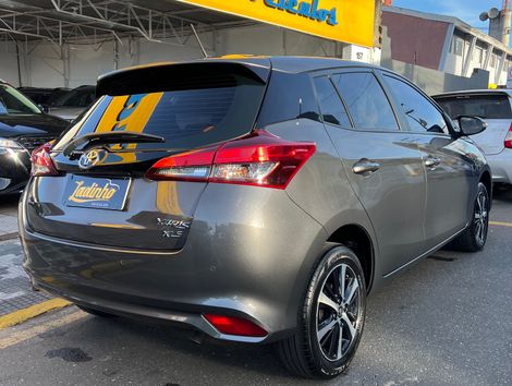 Toyota YARIS XLS Connect 1.5 Flex 16V 5p Aut.