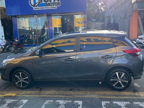 Toyota YARIS XLS Connect 1.5 Flex 16V 5p Aut.