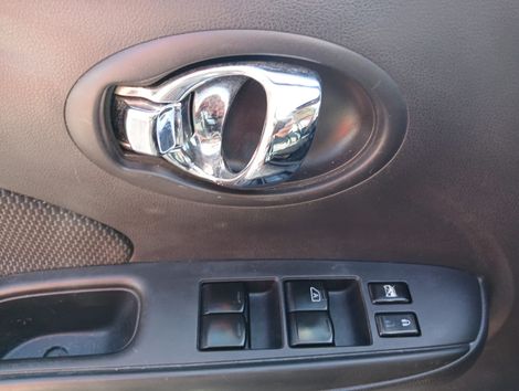 Nissan VERSA SV 1.6 16V Flex Fuel 4p Mec.
