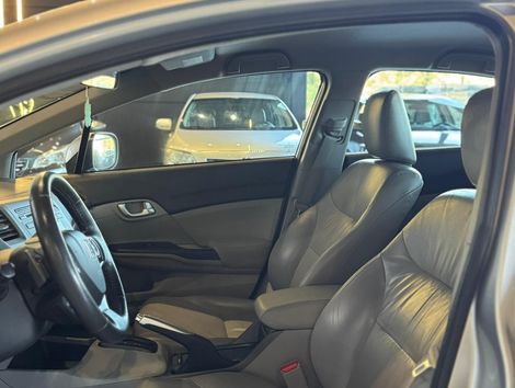 Honda Civic Sedan LXR 2.0 Flexone 16V Aut. 4p