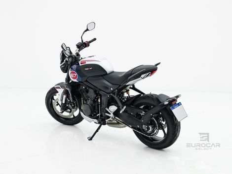 TRIUMPH TRIDENT 660 TRIPLE TRIBUTE