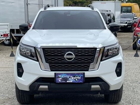 Nissan Frontier XE CD 4x4 2.3 Bi-TB Diesel Aut.