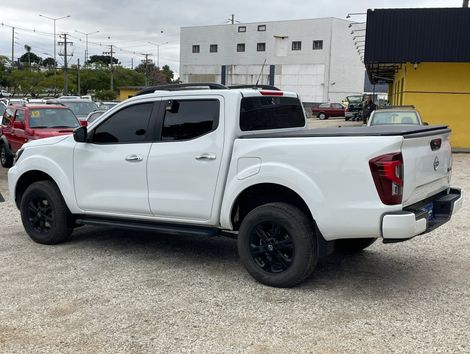 Nissan Frontier XE CD 4x4 2.3 Bi-TB Diesel Aut.