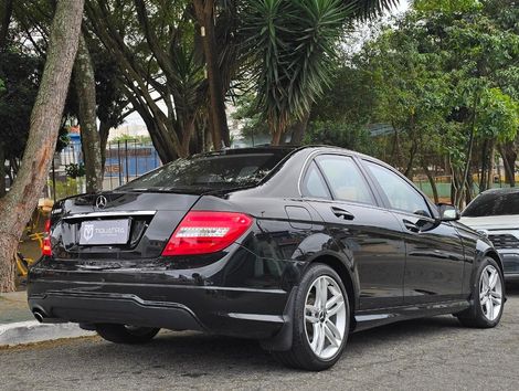 Mercedes C-180 CGI Sport 1.6 TB 16V 156cv Aut.
