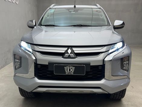 Mitsubishi L200 Triton Sport HPE-S 2.4 CD Dies. Aut