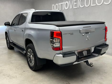 Mitsubishi L200 Triton Sport HPE-S 2.4 CD Dies. Aut