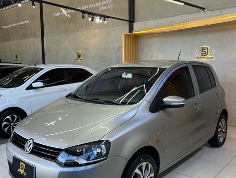 VolksWagen Fox 1.6 Mi Total Flex 8V 5p