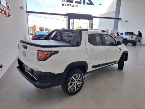 Fiat Strada Volcano 1.3 Flex 8V CD