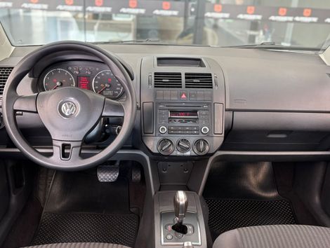 VolksWagen Polo Sedan 1.6 Mi Total Flex 8V 4p