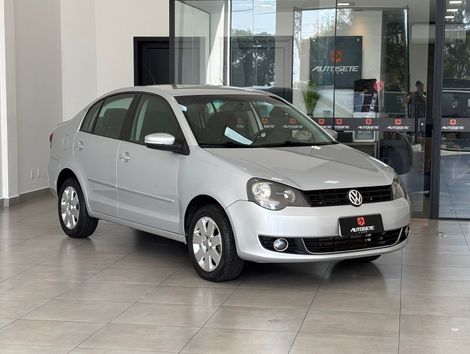 VolksWagen Polo Sedan 1.6 Mi Total Flex 8V 4p