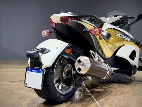 CAN-AM SPYDER
