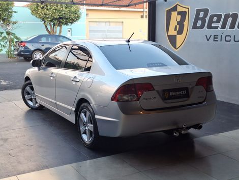 Honda Civic Sedan LXS 1.8/1.8 Flex 16V Aut. 4p
