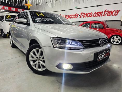 VolksWagen JETTA Comfortline 2.0 T.Flex 8V 4p Tipt.