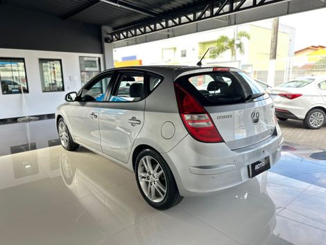 Hyundai i30 2.0 16V 145cv 5p Aut.