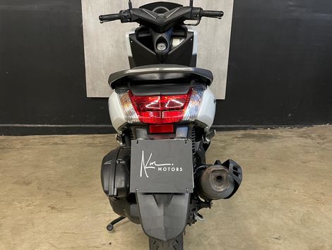 YAMAHA NMAX 160