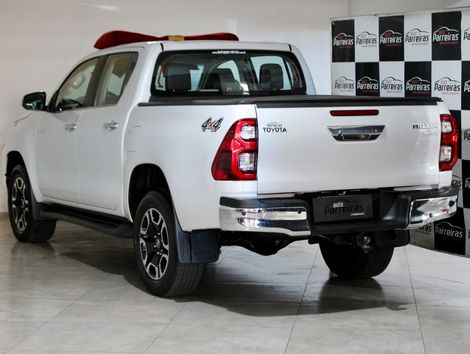 Toyota Hilux CD SRX 4x4 2.8 TDI 16V Diesel Aut.