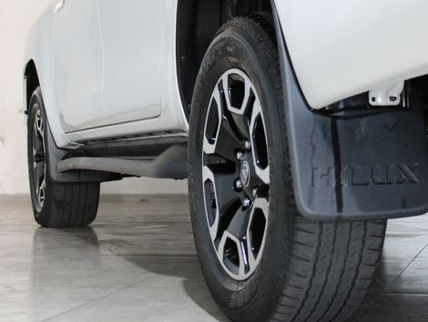 Toyota Hilux CD SRX 4x4 2.8 TDI 16V Diesel Aut.
