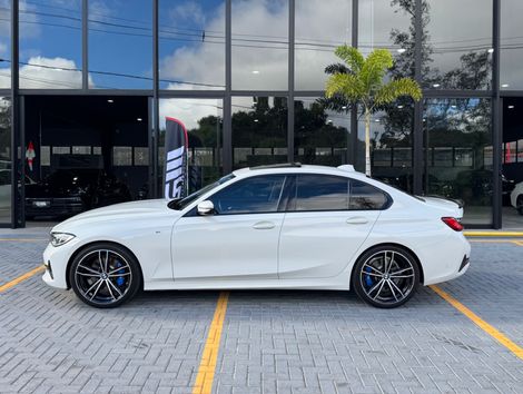 BMW 330i Sport 2.0 TB 16V 4p