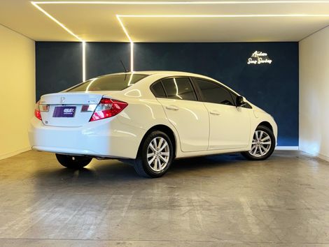 Honda Civic Sedan LXS 1.8/1.8 Flex 16V Mec. 4p