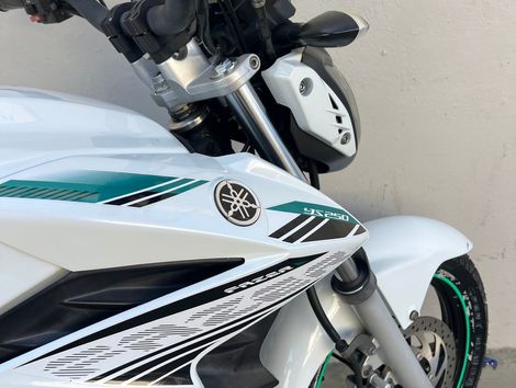 YAMAHA YS 250 FAZER/ FAZER L. EDITION /BLUEFLEX