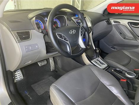 Hyundai Elantra GLS 1.8 16V Aut.