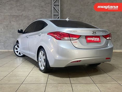Hyundai Elantra GLS 1.8 16V Aut.