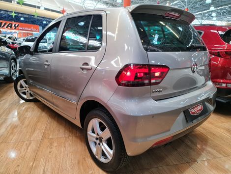 VolksWagen Fox Highline1.6 Flex 16V 5p